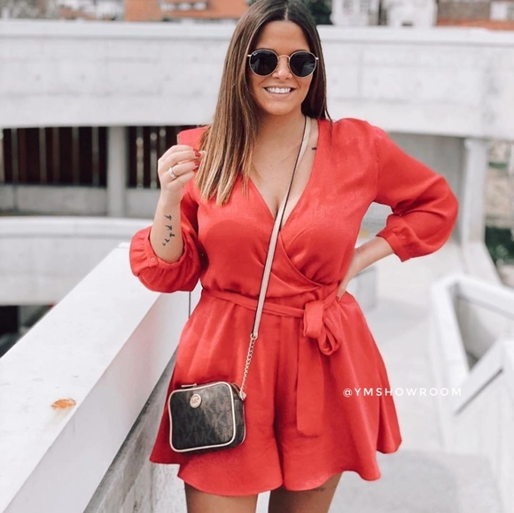 ZARA Satin belted playsuit - Picture 2 of 10